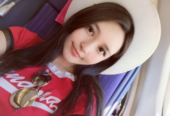 周扬青怎么那么有钱？周扬青抽烟的照片曝光