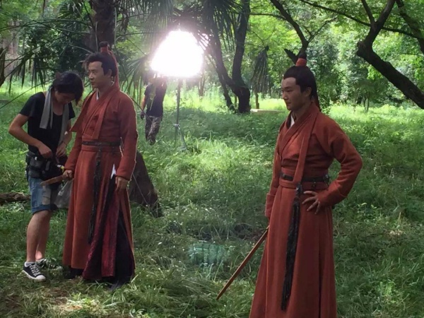 为什么演员要用替身？演员替身钱给多少站<(替身演员一般多少钱)