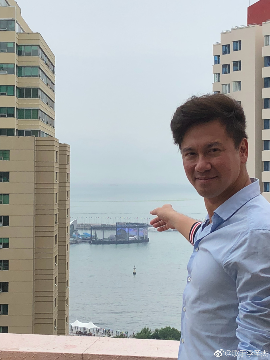 李圣杰是同性恋吗？李圣杰和周杰伦是什么关