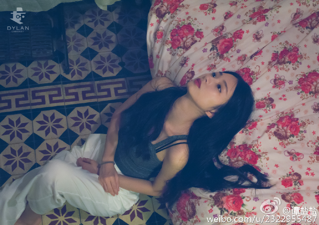 谭盐盐是王思聪的女友吗?谭盐盐性感照片曝 谭盐盐是王思聪的女友吗?谭盐盐性感照片曝