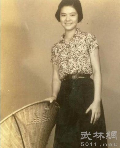 归亚蕾为什么叫琼瑶女？归亚蕾年轻时候的照