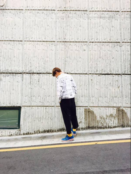 金泰亨是同性恋吗？金泰亨为什么总穿阔腿裤