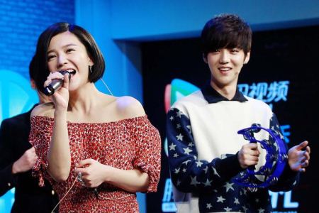 为什么鹿晗爸爸不姓鹿(为什么叫鹿晗)