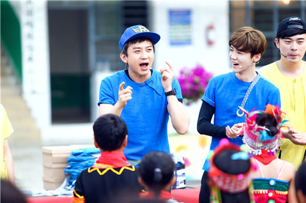 为什么鹿晗爸爸不姓鹿(为什么叫鹿晗)