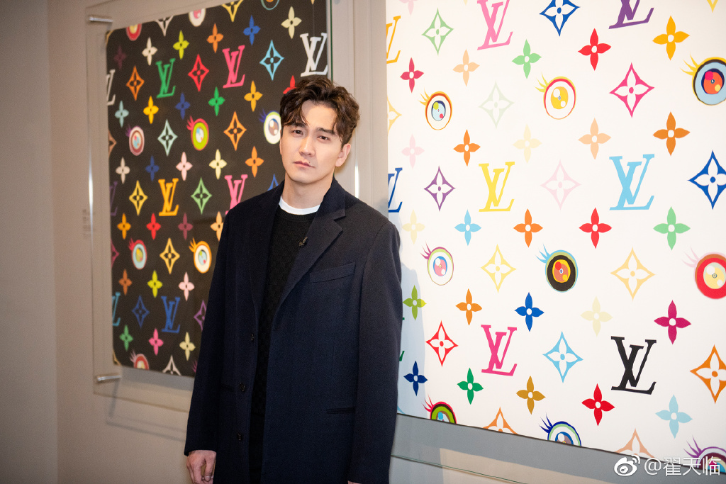 翟天临小时候为什么在日本生活