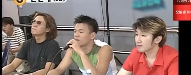 方时赫是hybe的老板吗?方时赫和jyp 方时赫是hybe的老板吗?方时赫和jyp