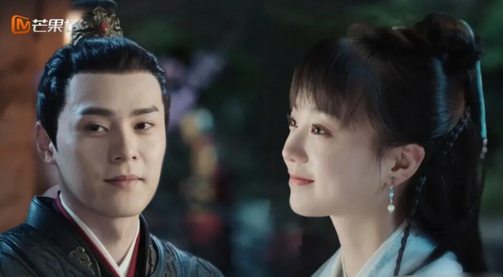 胡意旋的男朋友是郑业成吗?胡意旋和杨蓉很