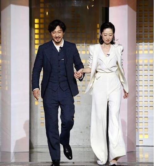 刘敏涛是王凯的妈妈吗？刘敏涛现在和老公离(刘敏涛的老公是谁王凯吗)