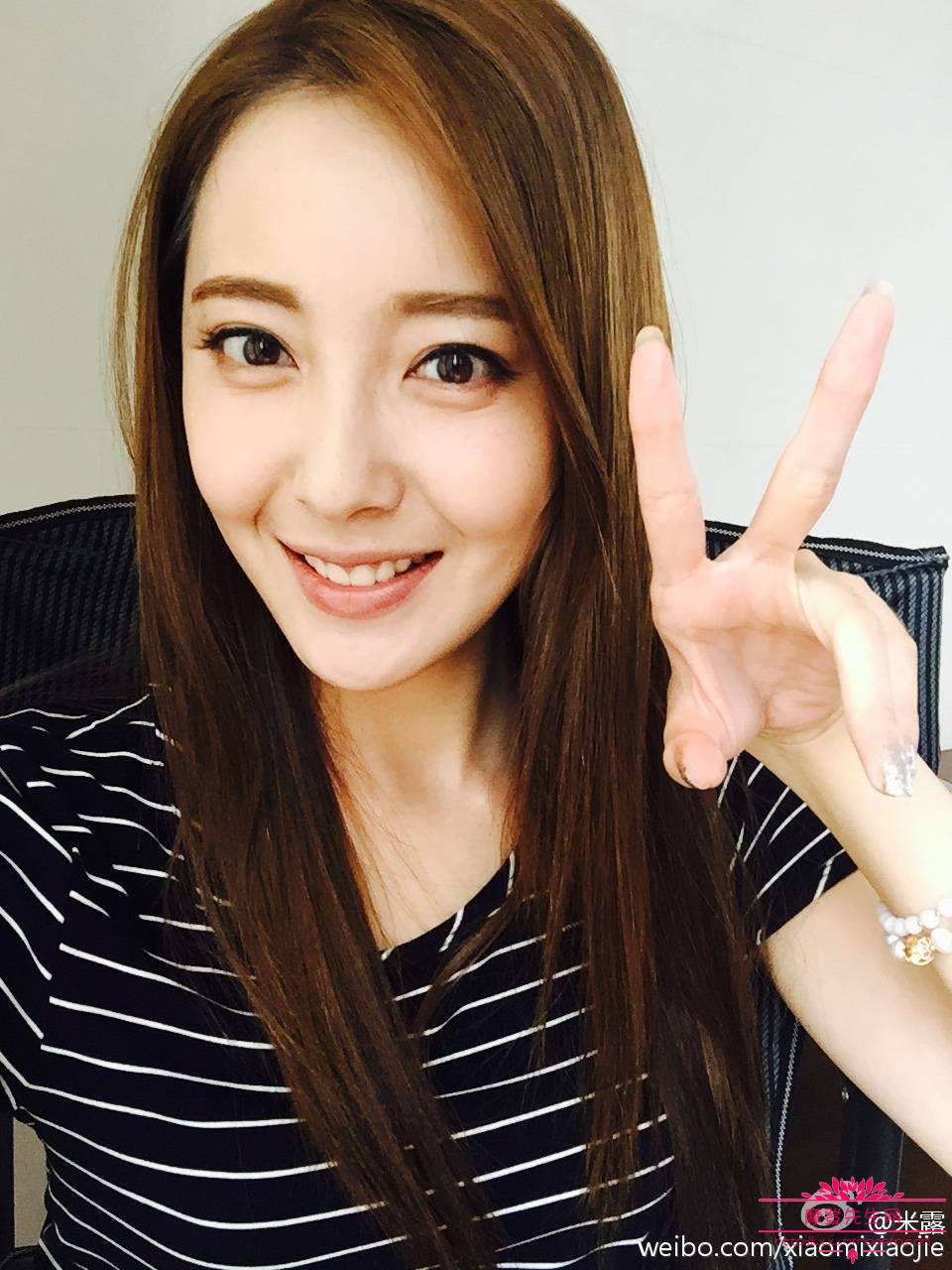 米露和杨功是什么关系？米露的腿好弯图片站