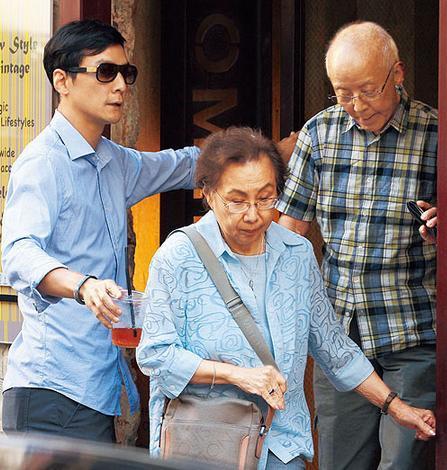 吴彦祖妈妈过世了吗？吴彦祖爸爸妈妈长什么