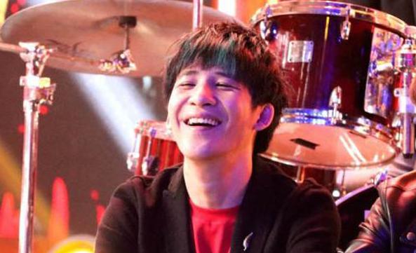 大张伟为什么叫球球、斑斑、人间精品