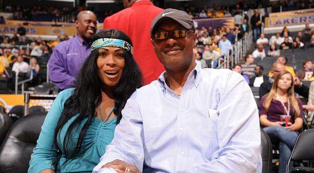 科比是黑人吗(科比是黑人血统吗)