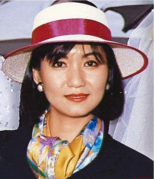 乐易玲年轻时候的照片(乐易玲结婚没)