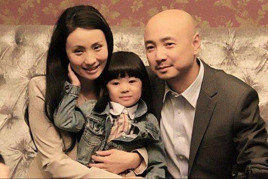 陶虹有孩子吗？陶虹为什么不跟徐铮离婚？站(徐峥和陶虹怎么在一起的)