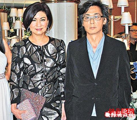 乐易玲年轻时候的照片(乐易玲结婚没)