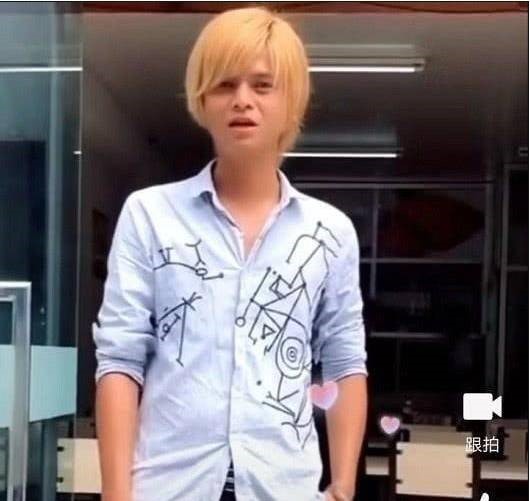 和罗志祥长的很像的两个人照片