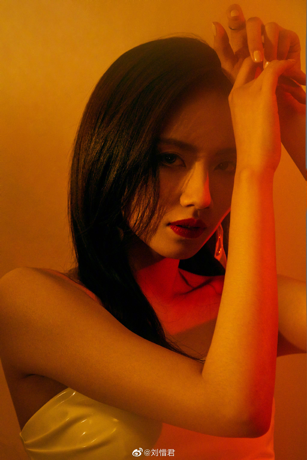 刘惜君为什么叫sara、音经