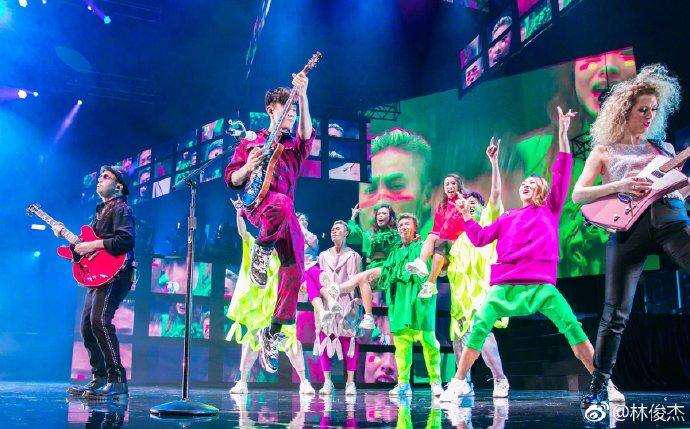 八卦：林俊杰为什么叫JJ、亮晶晶、版五同