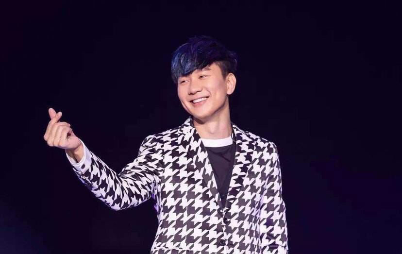 八卦：林俊杰为什么叫JJ、亮晶晶、版五同