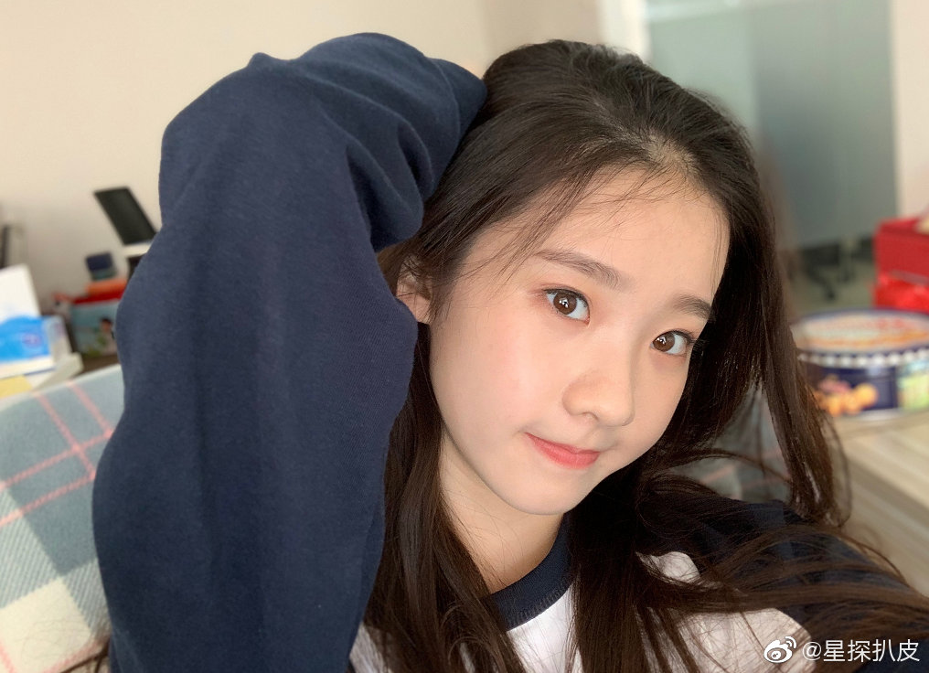 张艺凡为什么是时代峰峻的二公主 张艺凡为什么是时代峰峻的二公主