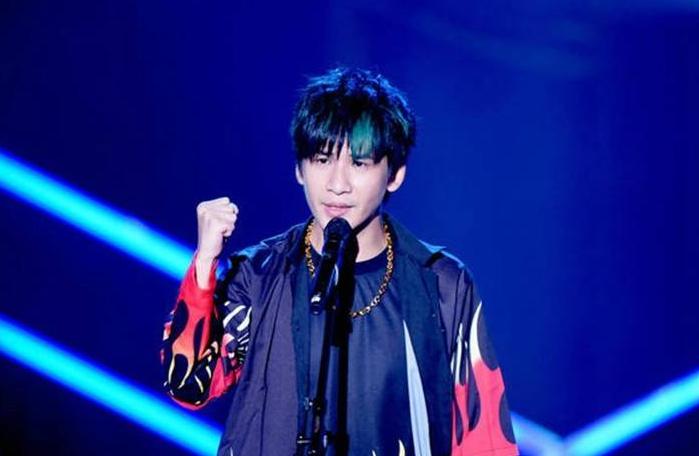 大张伟为什么叫球球、斑斑、人间精品