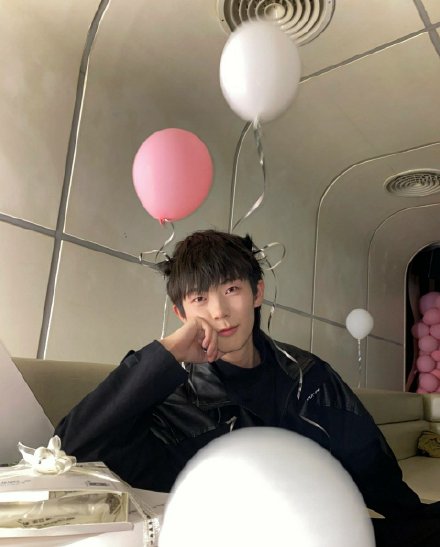 温精灵年龄家庭条件等个人简介