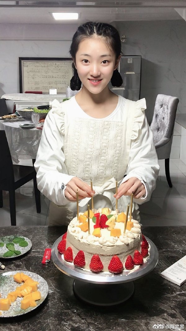 陶奕希为什么叫小樱桃(小樱桃陶奕希图片) 陶奕希为什么叫小樱桃(小樱桃陶奕希图片)