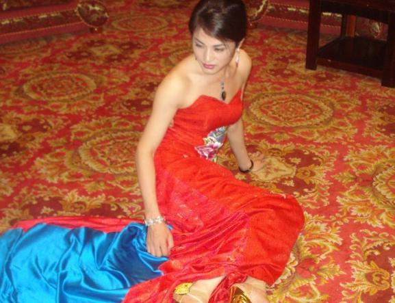 邹开云是不是反串演员(邹龙反串视频)