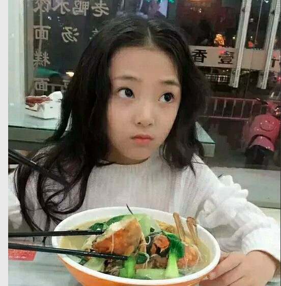 陶奕希为什么叫小樱桃(小樱桃陶奕希图片) 陶奕希为什么叫小樱桃(小樱桃陶奕希图片)