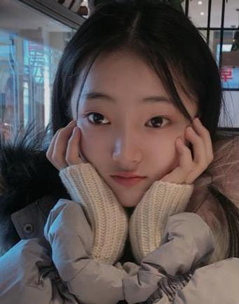 陶奕希家的别墅照片(陶奕希的全家照)