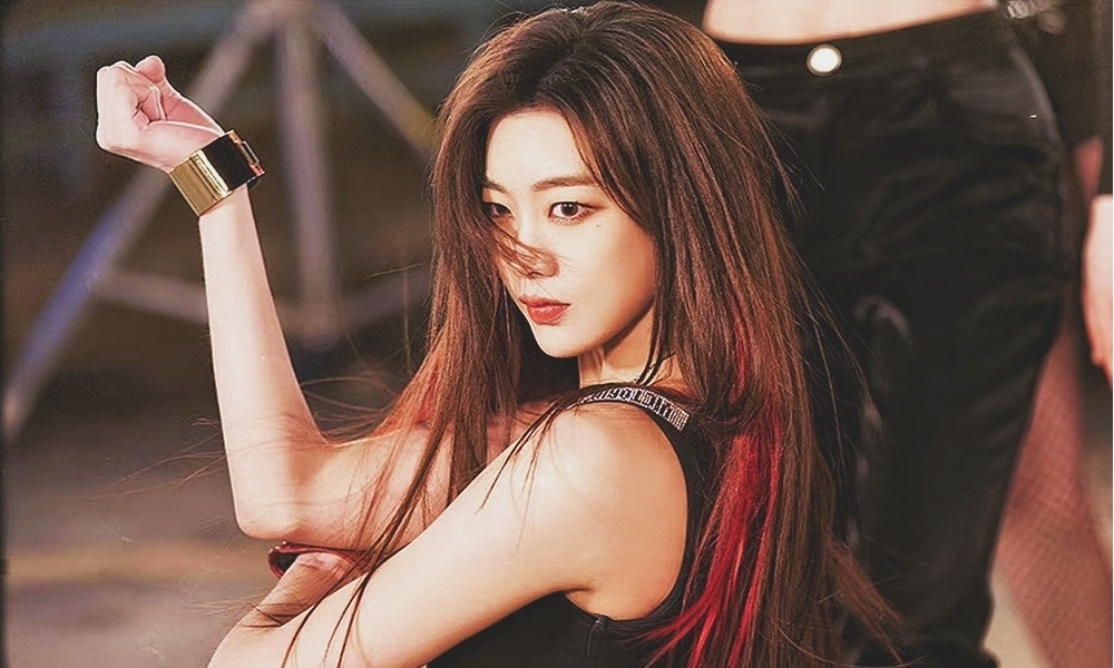 冯若航签约乐华了吗？他年龄多大(冯若航哪里毕业的)