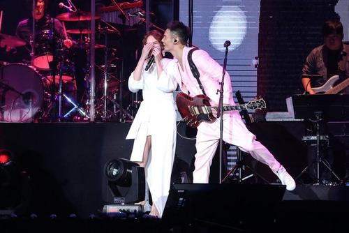 李荣浩杨丞琳交往多久(李荣浩怎么会和杨丞琳在一起)