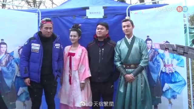 郑业成安悦溪在一起了?郑业成双眼皮是割的 郑业成安悦溪在一起了?郑业成双眼皮是割的