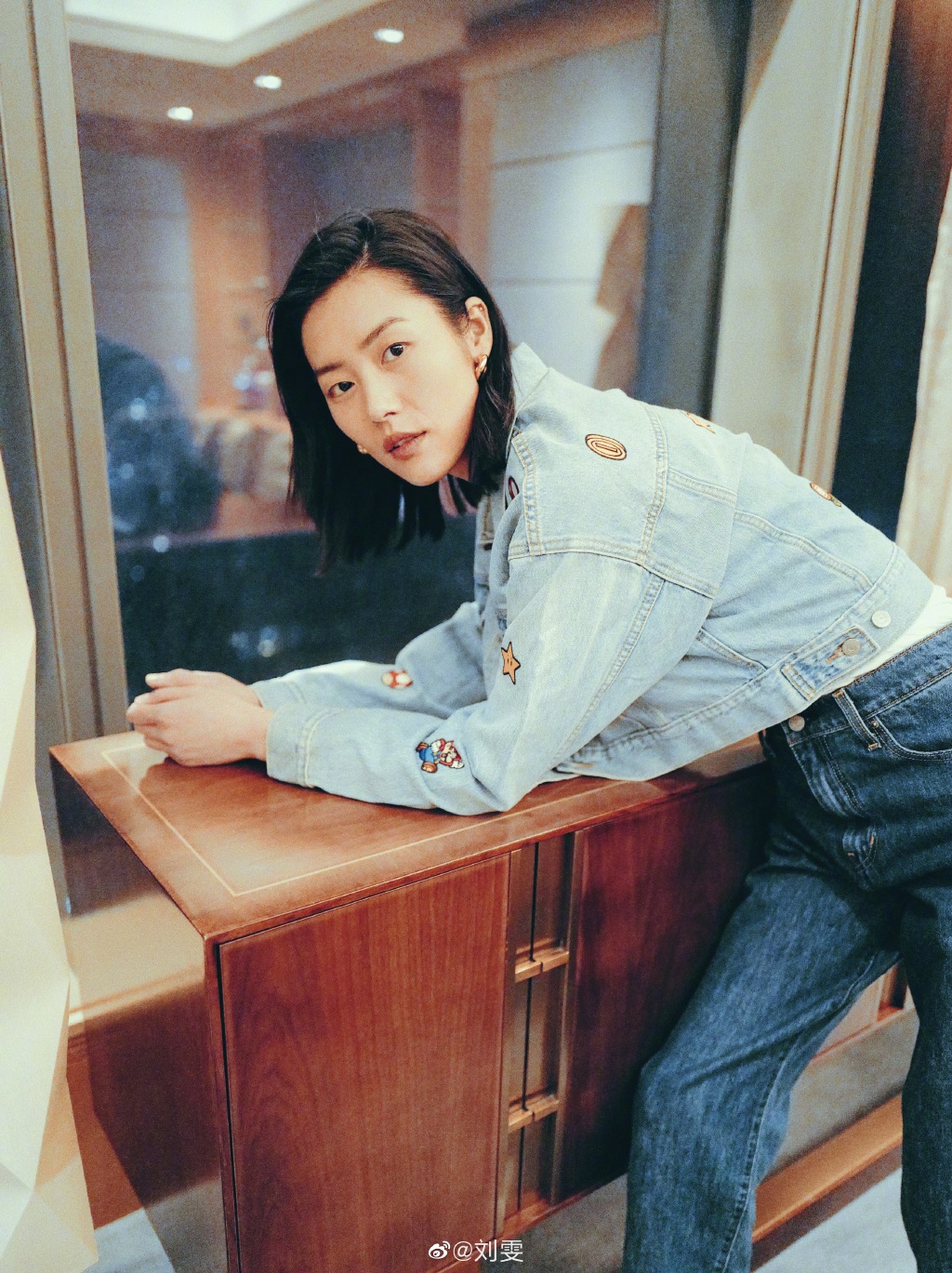 刘雯颧骨高会克夫纯属迷信(刘雯是高颧骨方脸吗) 刘雯颧骨高会克夫纯属迷信(刘雯是高颧骨方脸吗)