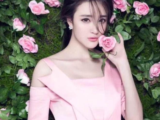 刘雨欣为什么改名叫刘玥霏(刘雨欣是什么)