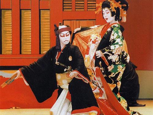 日本歌舞伎等于豪门吗(日本歌舞伎地位高吗)