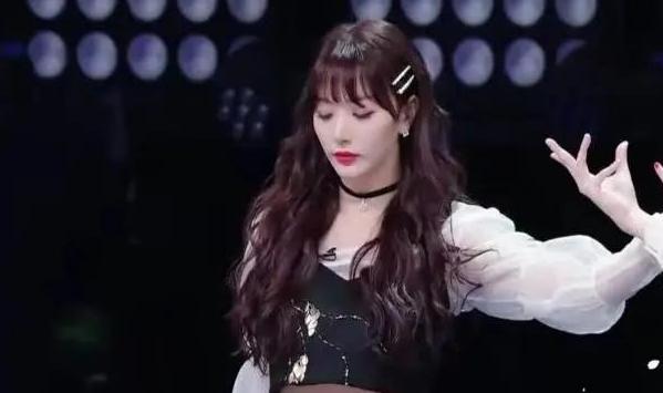 刘雨昕和孔雪儿为什么不在一个公司 刘雨昕和孔雪儿为什么不在一个公司