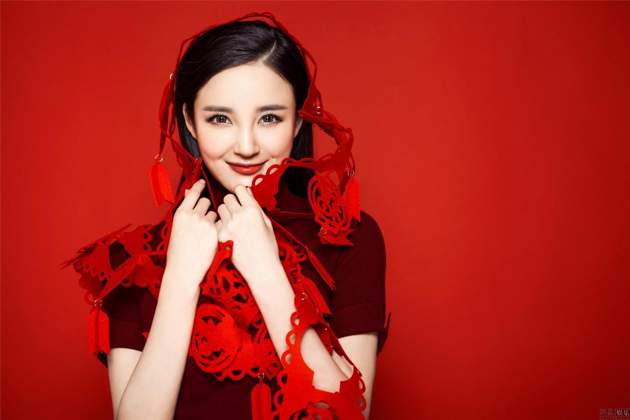 刘雨欣和李谷一什么关系？刘雨欣为什么能上