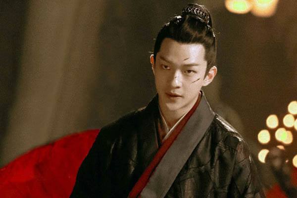 屈楚萧为什么叫户口、火不过15