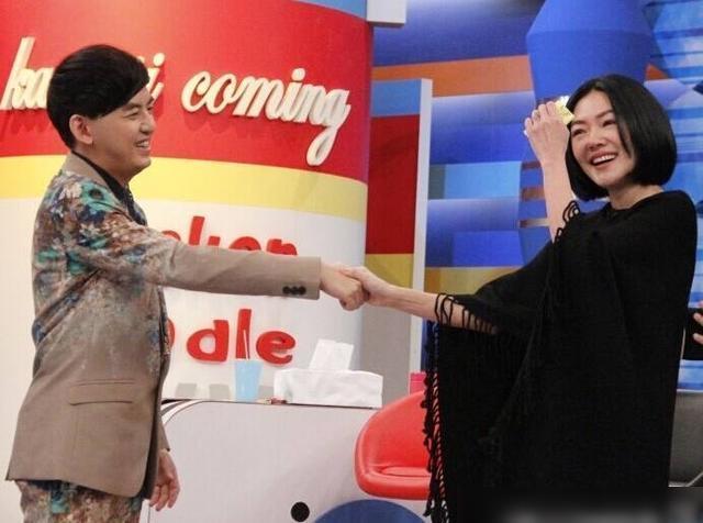 黄子佼为什么能当跨界歌王的评委