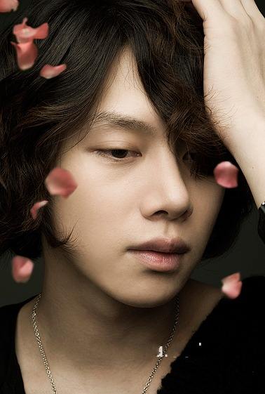 SM娱乐公司证实金希澈MOMO分手(金希澈为什么和momo分手)