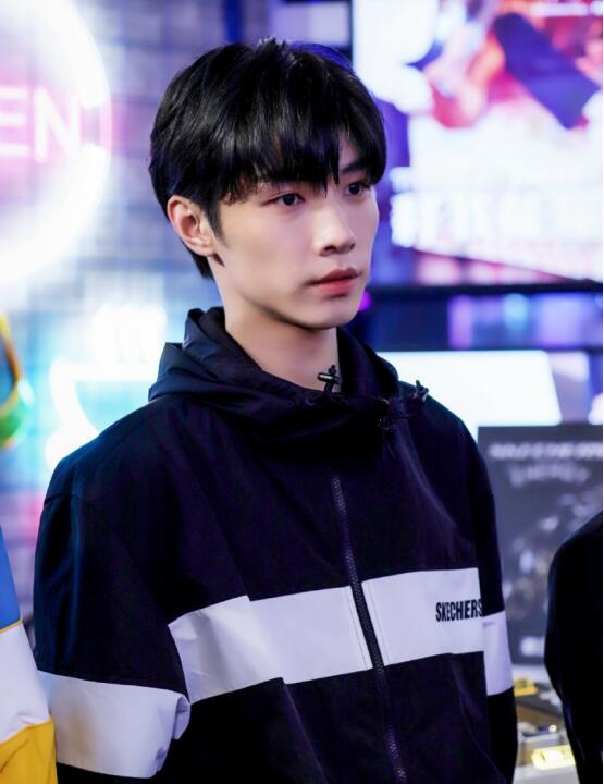 宋继扬为什么叫宋佳、及时雨、星星