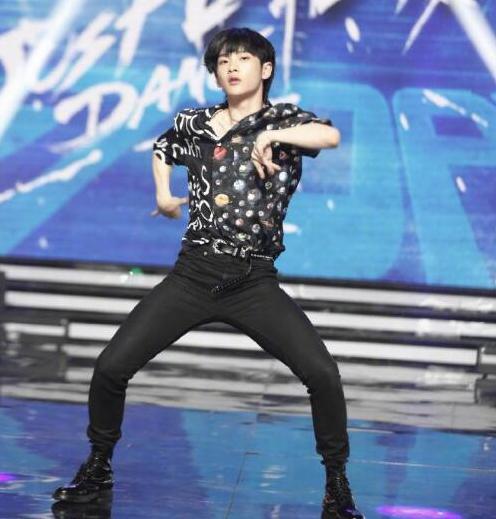 周震南为什么叫rap大白、壶妹、小红花、