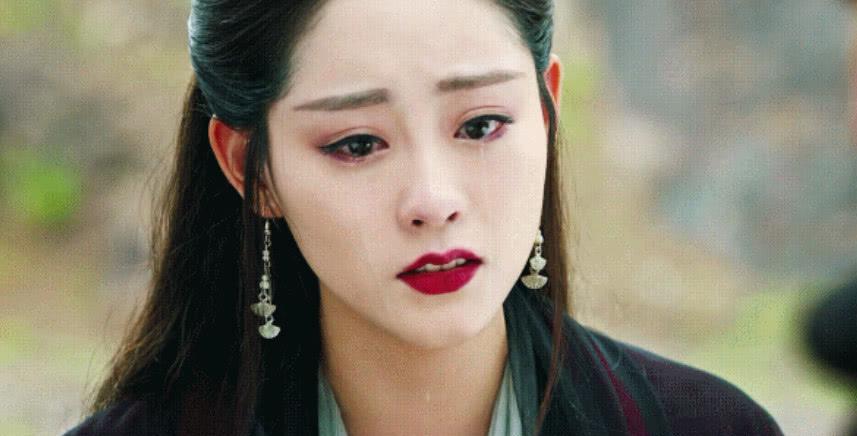 陈钰琪和祝绪丹相比谁更美(陈钰琪身材没有祝绪丹身材好)