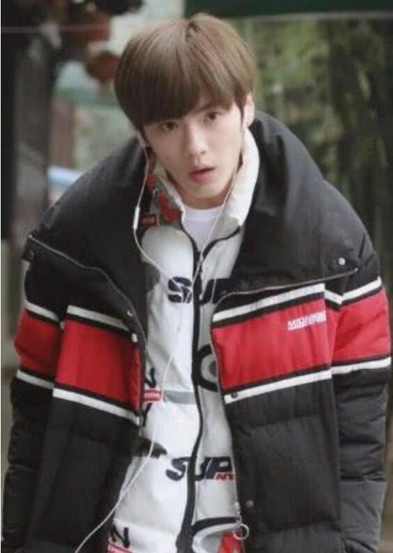 毕雯珺为什么叫背影、喀什、tom