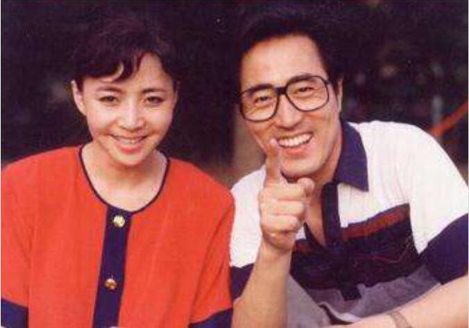 杨立新和徐帆是什么关系(杨立新养徐帆三年) 杨立新和徐帆是什么关系(杨立新养徐帆三年)