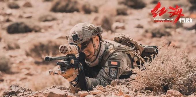 王雨甜的脸上为什么两边凹进去了