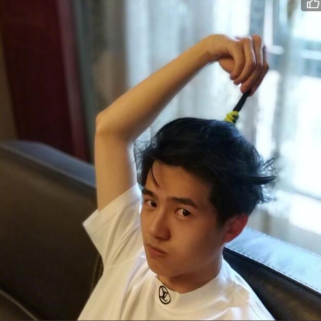 刘昊然单眼皮小眼睛为什么很帅