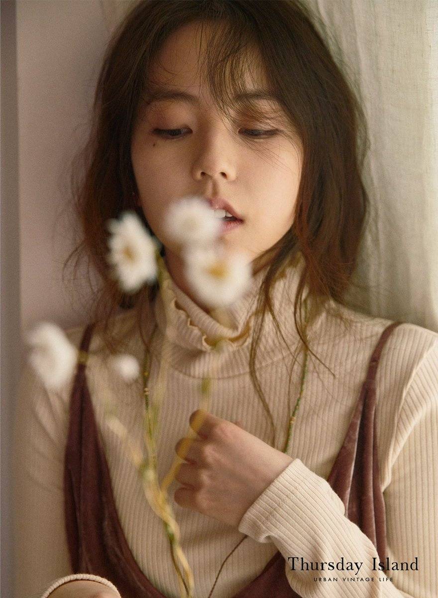 安昭熙当年有多红(安昭熙长相)