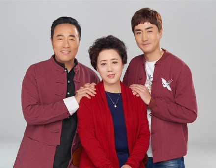 杨立新和徐帆是什么关系(杨立新养徐帆三年) 杨立新和徐帆是什么关系(杨立新养徐帆三年)